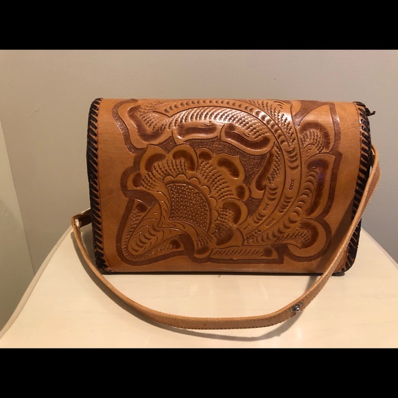 Vintage tooled leather bag - Picture 2 of 8